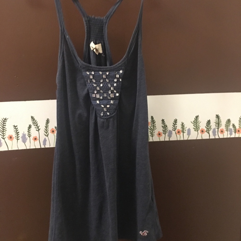 Razor back top